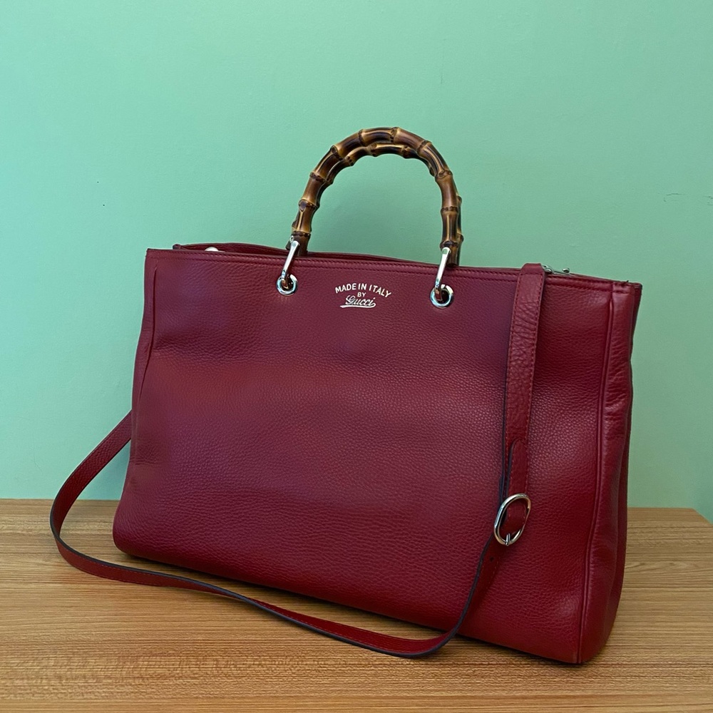 GUCCI Large Leathet Tote with Bamboo handle and Strap in Red